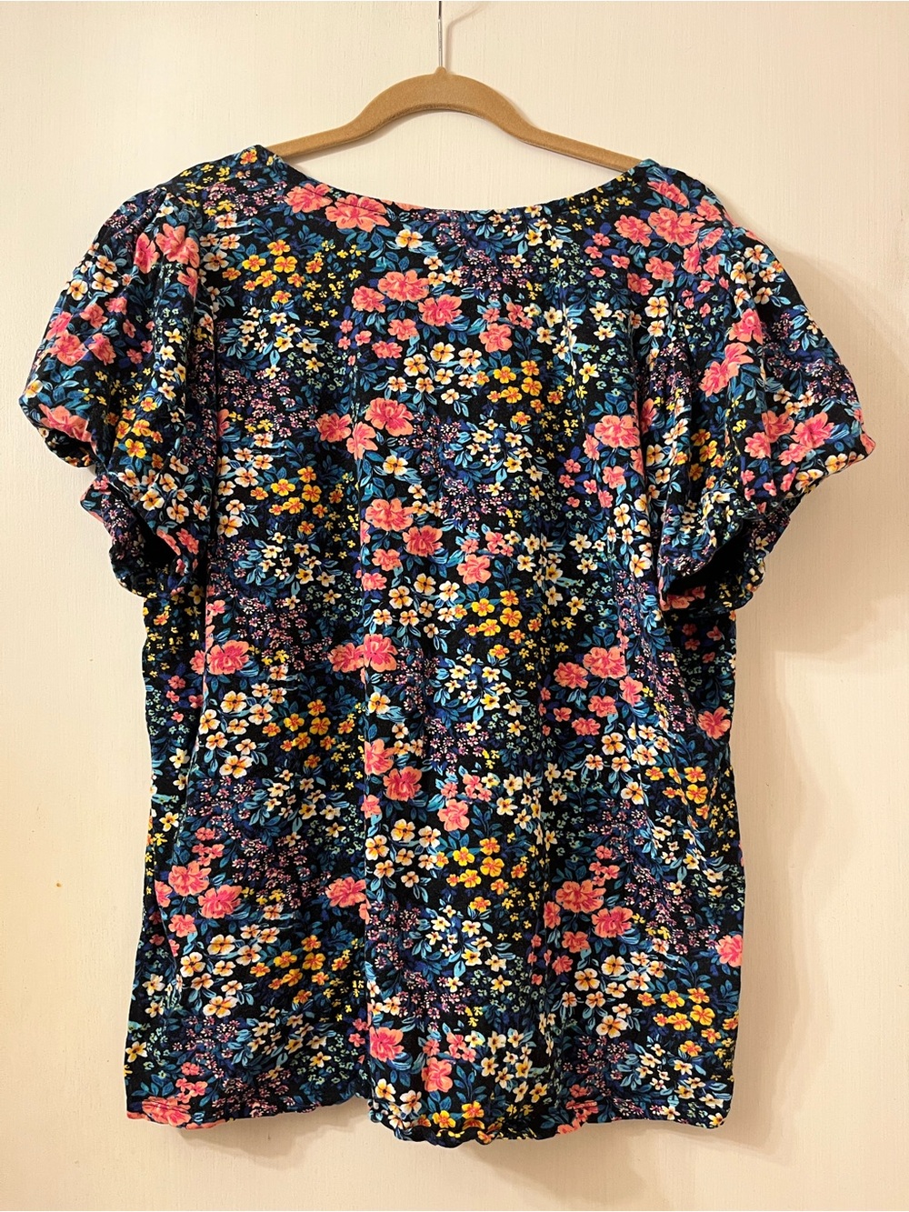 torrid Navy Floral Puff-Sleeve Blouse with Pink & Yellow Blooms
